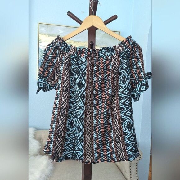 Ariat Womens Off the shoulder Top Size M - Picture 7 of 12